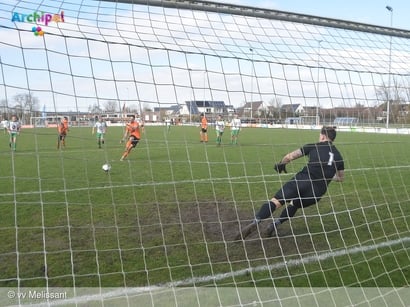 Enzo Visbeen eist hoofdrol op met vijfklapper tegen Fortuna Be Quick