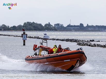 Brandweer en KNRM rukken uit voor surfer in nood