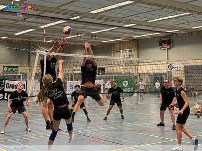 Recordeditie Fitr Bedrijven Volleybaltoernooi in De Staver