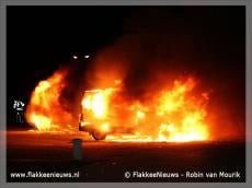 Auto's in vlammen op