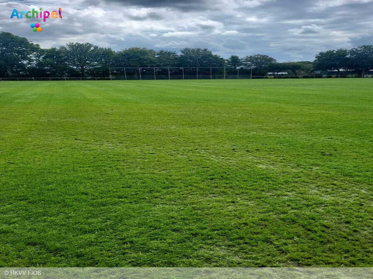 Hoofdveld FIOS nog niet speelklaar na renovatie