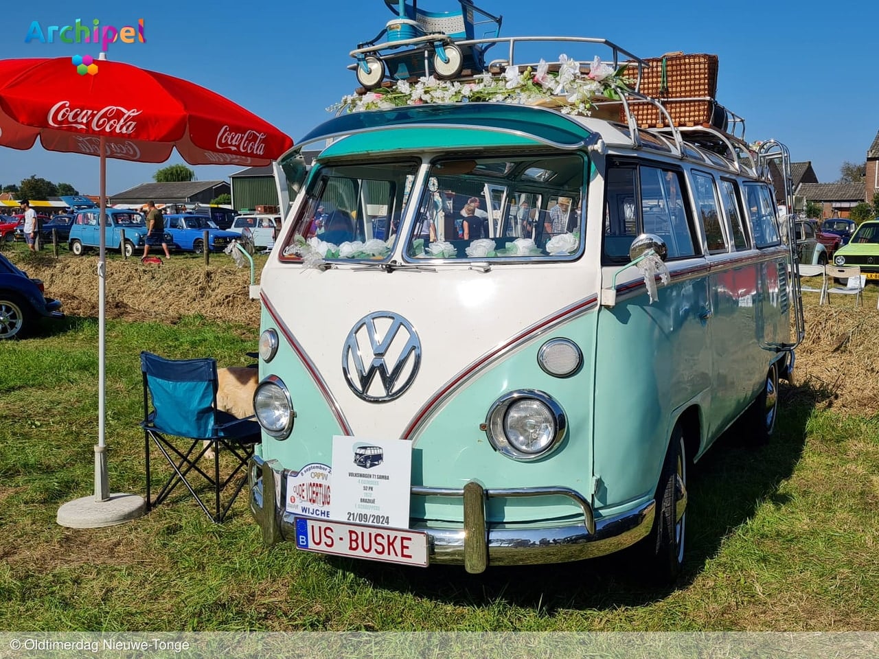 Van tractor tot Blues Brothers-auto: Nieuwe-Tonge staat vol oldtimers