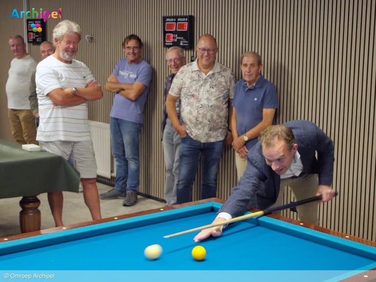 Zeven biljartclubs samen in nieuw centrum