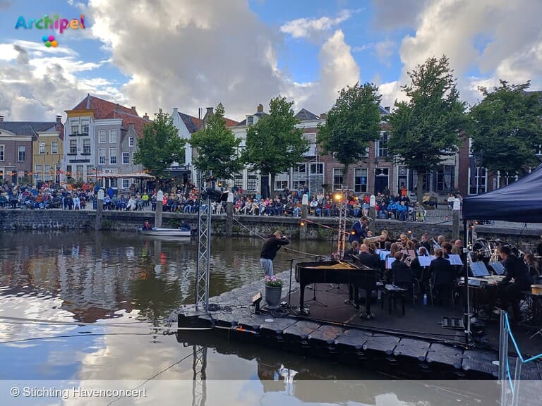 Tweedaags Muziekweekend aan de haven van Goedereede