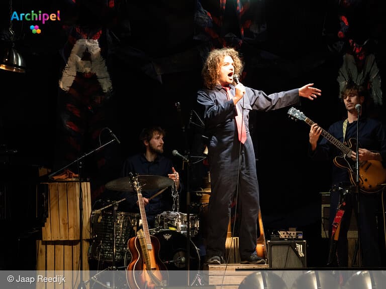Flip Noorman brengt 'Animal Farm' naar Poldertheater