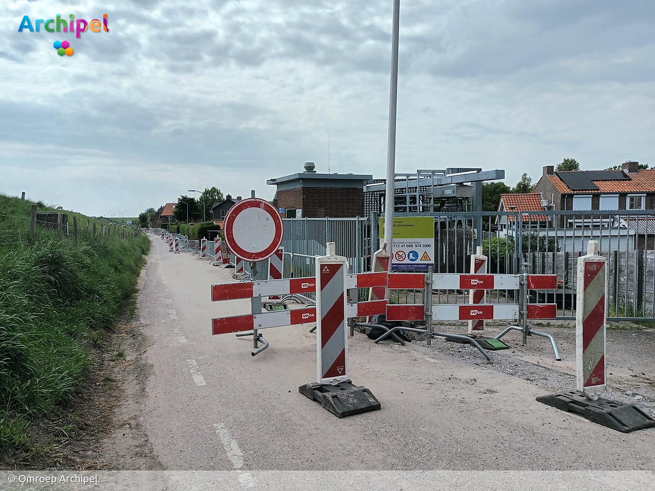 Wegafsluiting Grevelingenweg in Herkingen duurt weken langer dan gepland