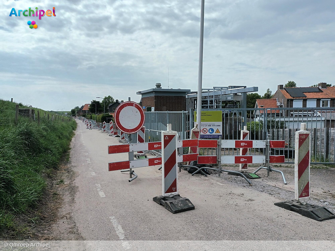 Wegafsluiting Grevelingenweg in Herkingen duurt weken langer dan gepland
