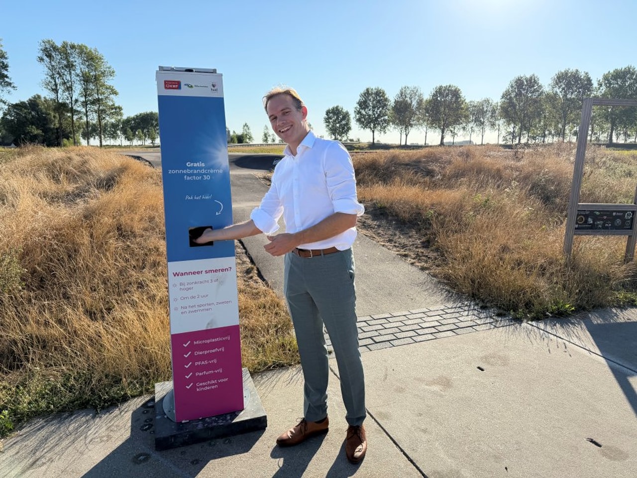 Vier nieuwe zonnebrandpalen op Goeree-Overflakkee