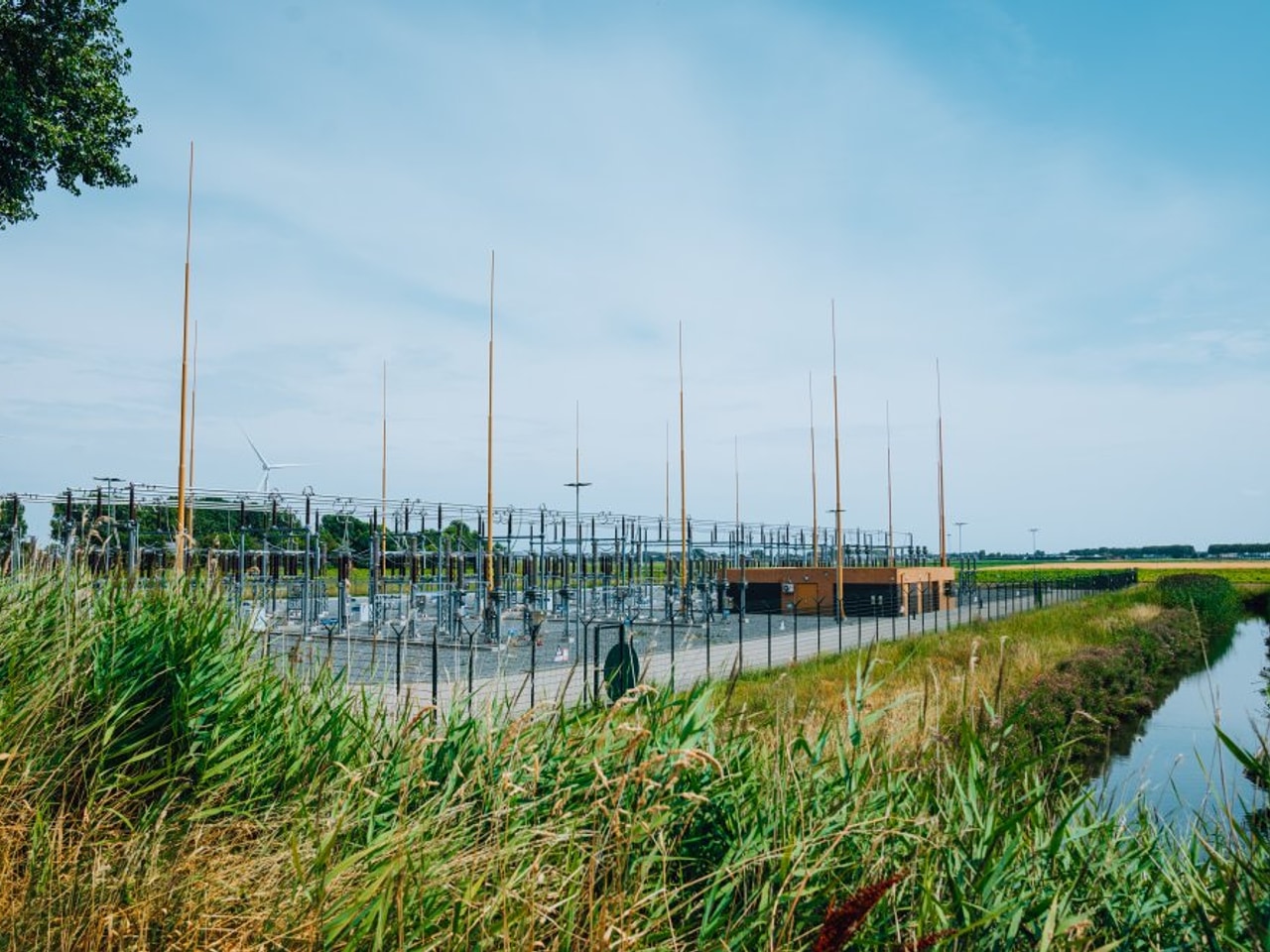 Stedin gaat elektriciteitsnet op Goeree-Overflakkee verzwaren