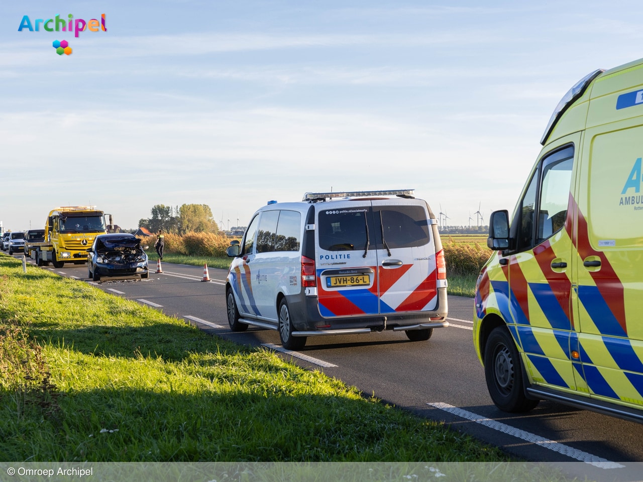 Twee auto's betrokken bij kop-staartbotsing op N215